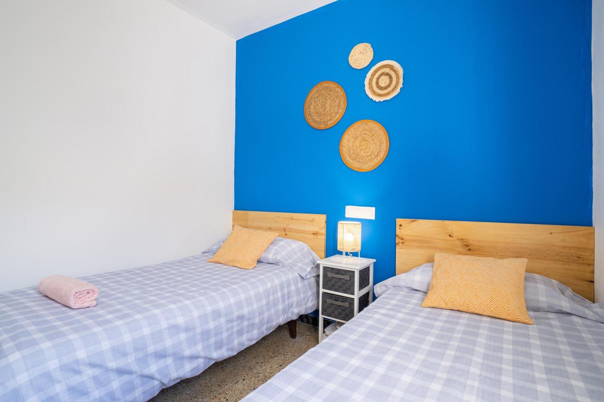 Calma Azul - 3Br - Terrace & Beach - Ac Wifi - 8 Guests กัมบริลส์ ภายนอก รูปภาพ
