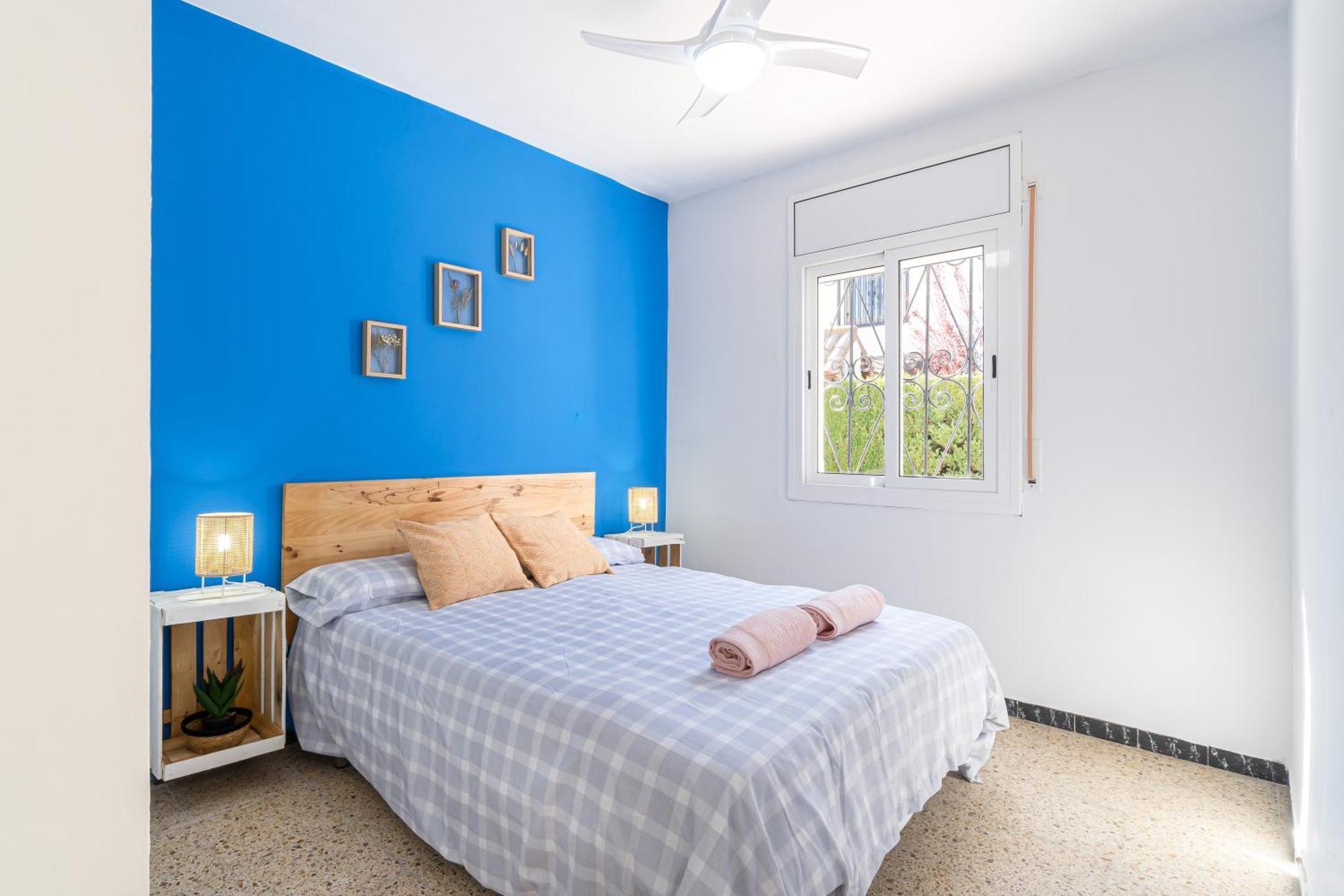 Calma Azul - 3Br - Terrace & Beach - Ac Wifi - 8 Guests กัมบริลส์ ภายนอก รูปภาพ