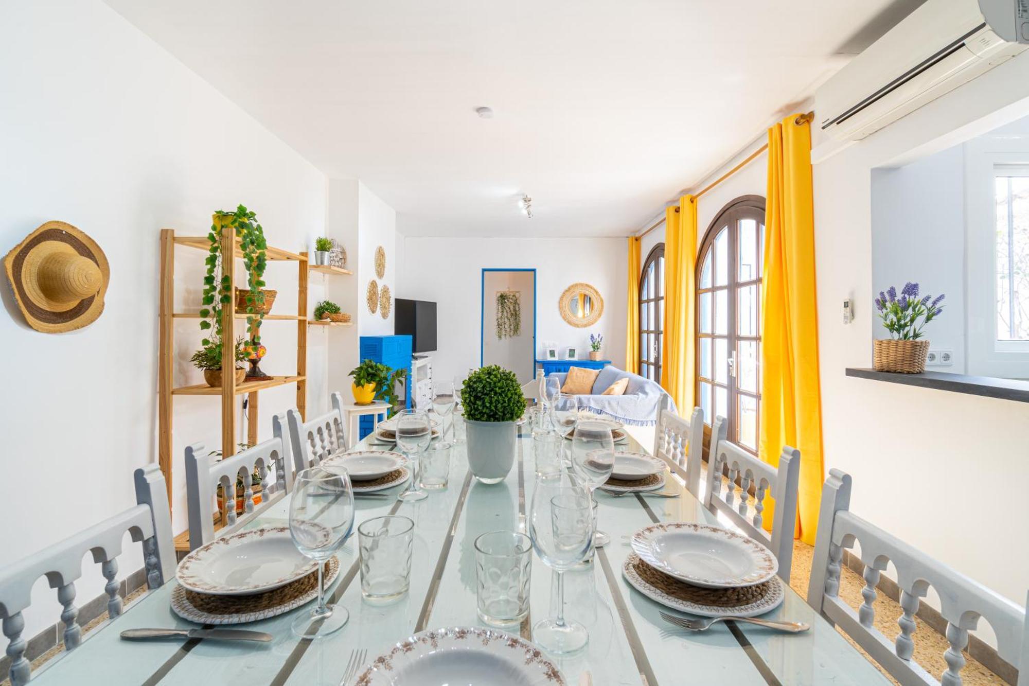 Calma Azul - 3Br - Terrace & Beach - Ac Wifi - 8 Guests กัมบริลส์ ภายนอก รูปภาพ