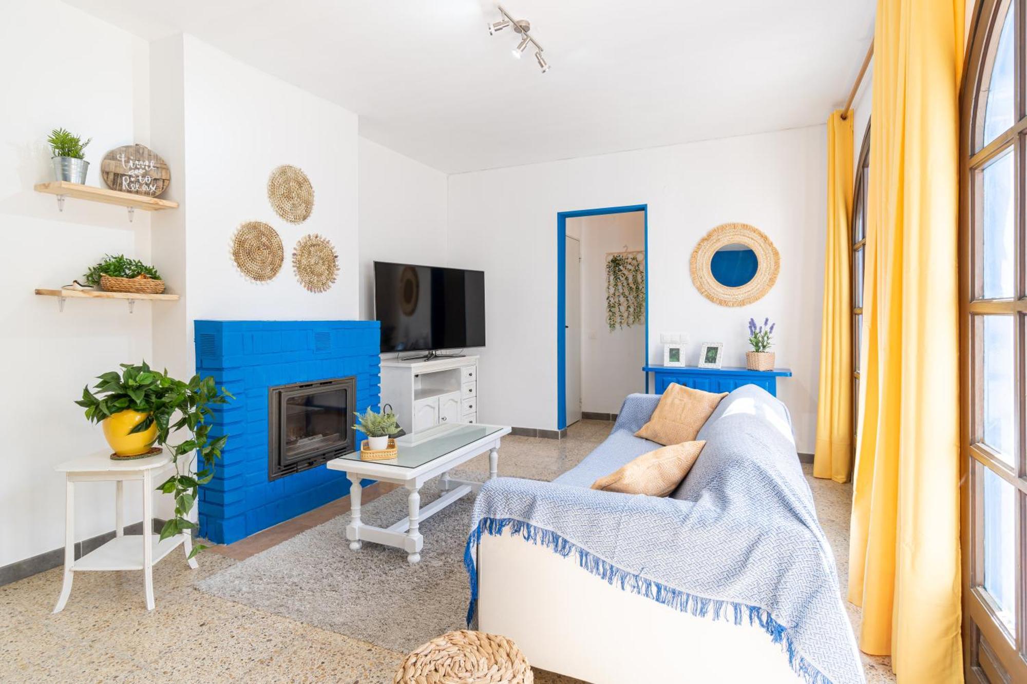Calma Azul - 3Br - Terrace & Beach - Ac Wifi - 8 Guests กัมบริลส์ ภายนอก รูปภาพ
